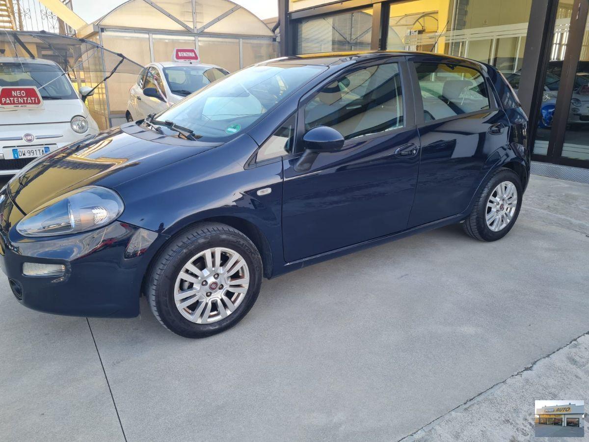 FIAT Punto 1.4 Benzina/GPL-Neopatentati-Anno 2013