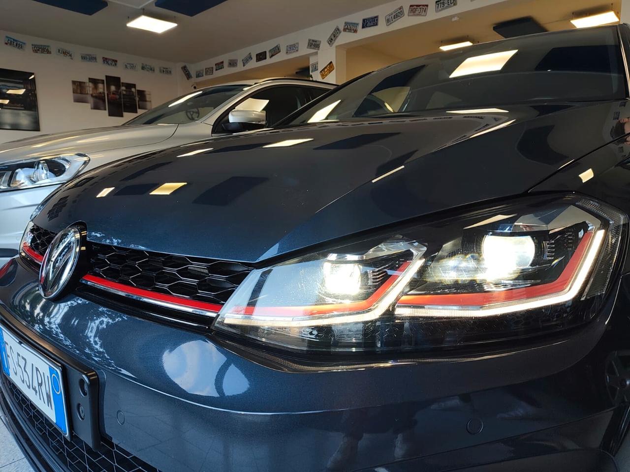 Volkswagen Golf GTI Performance 245CV DSG