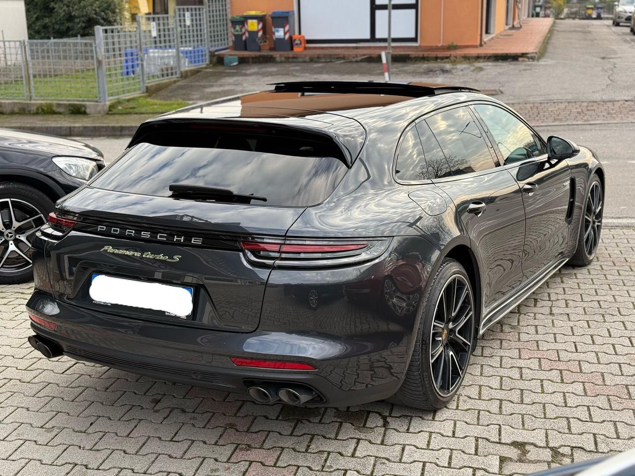 Porsche Panamera 4.0 Turbo S E-Hybrid Sport Turismo