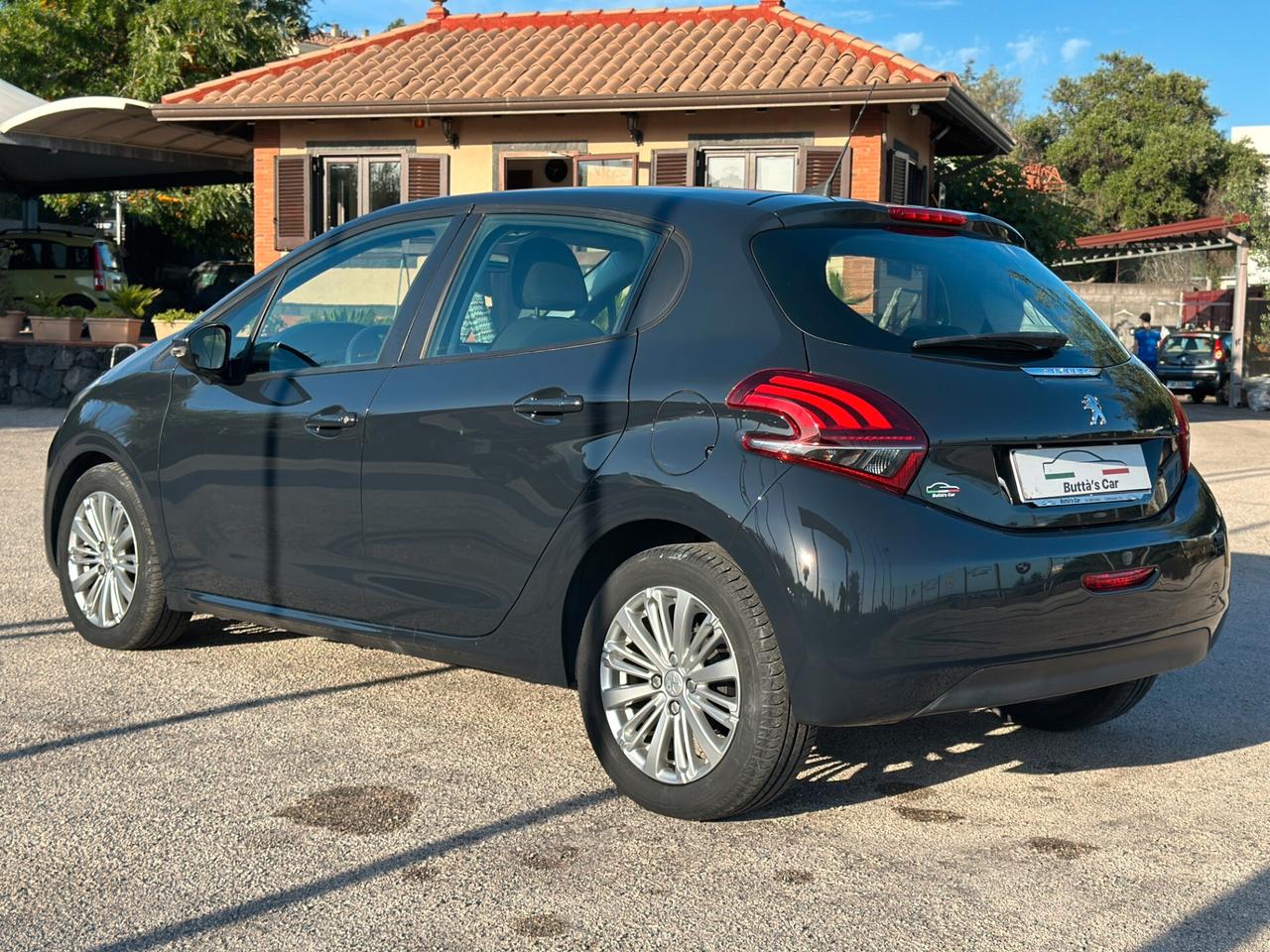 Peugeot 208 5p 1.2 Active S&S 82 CV 41.940 km