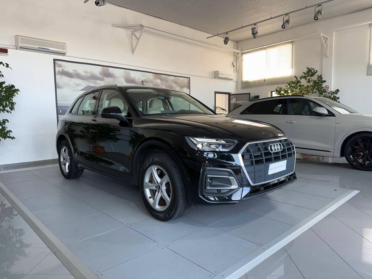 Audi Q5 40 TDI 204 CV quattro S-tronic Business Advanced