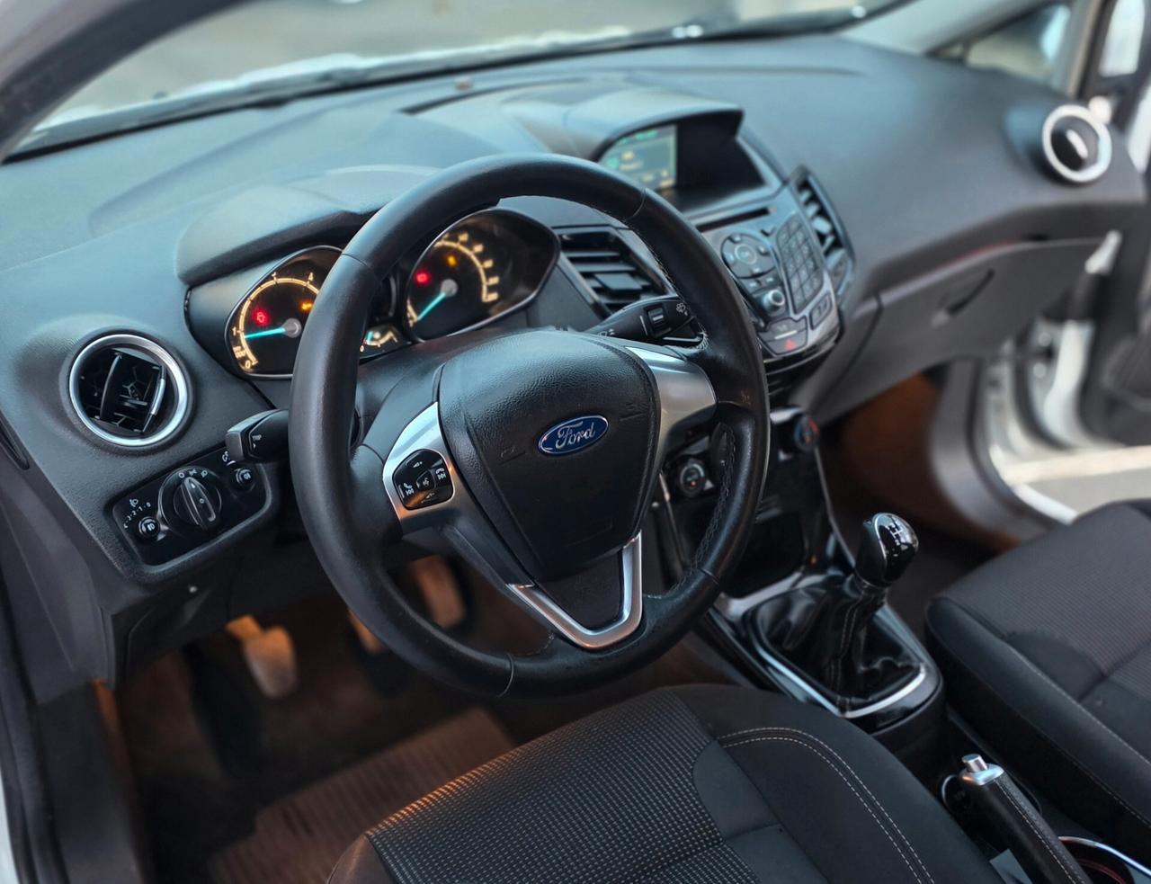 Ford Fiesta 1.5 TDCi 95CV 5 porte Titanium