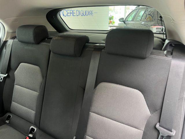 MERCEDES-BENZ GLA 180 d Business TUA A SOLI 199 EURO MENSILI