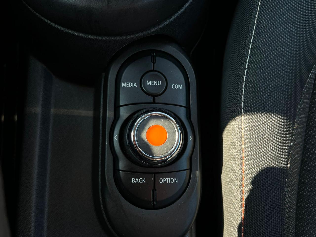 Mini 1.5 Cooper one 102cv