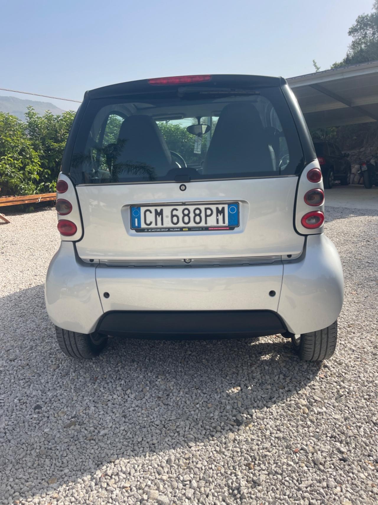 Smart ForTwo 700 coupé passion (45 kW)