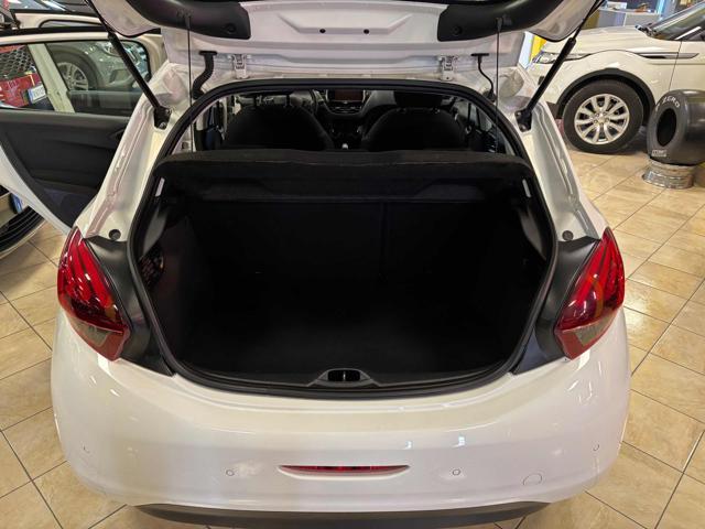 PEUGEOT 208 1° serie PureTech 82 5 porte ** km certif. **