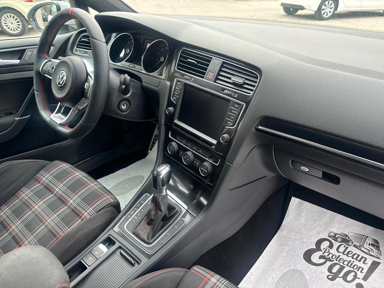 Volkswagen Golf GTI 2.0 DSG 5p. Garanzia