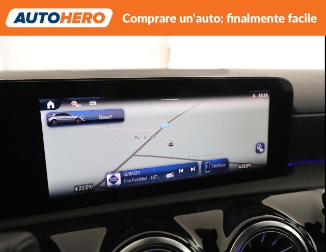 MERCEDES-BENZ A 180 Automatic AMG Line Premium