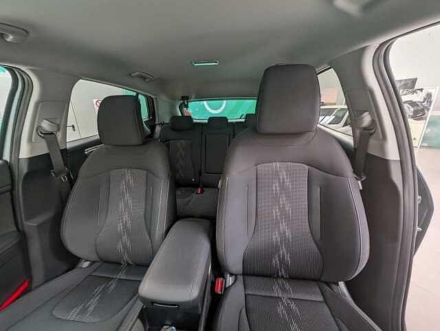 Kia Sportage 1.6 STYLE FULL-HYBRID automatica * KM 0*