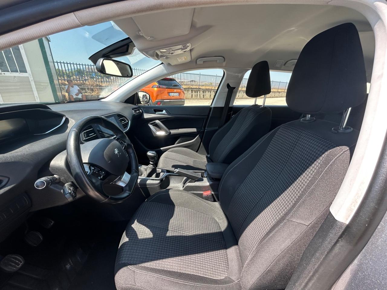 Peugeot 308 BlueHDi 130 S&S Active Business