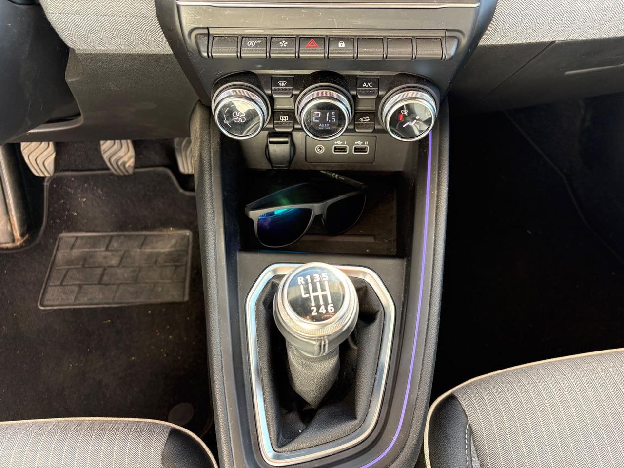 Renault Clio Techno 1.0 ECO-G 100 #10575