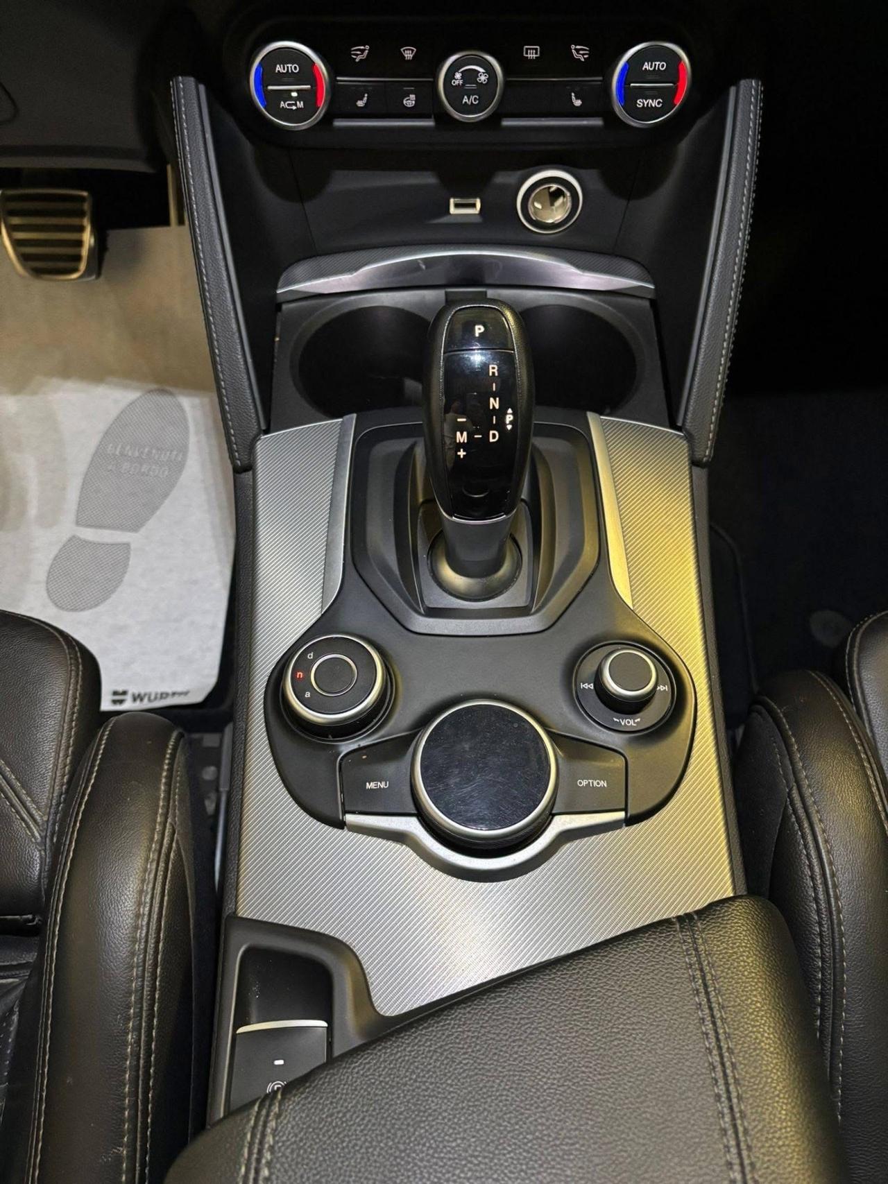 Alfa Romeo Stelvio 2.2 Turbodiesel 210 CV AT8 Q4 Business