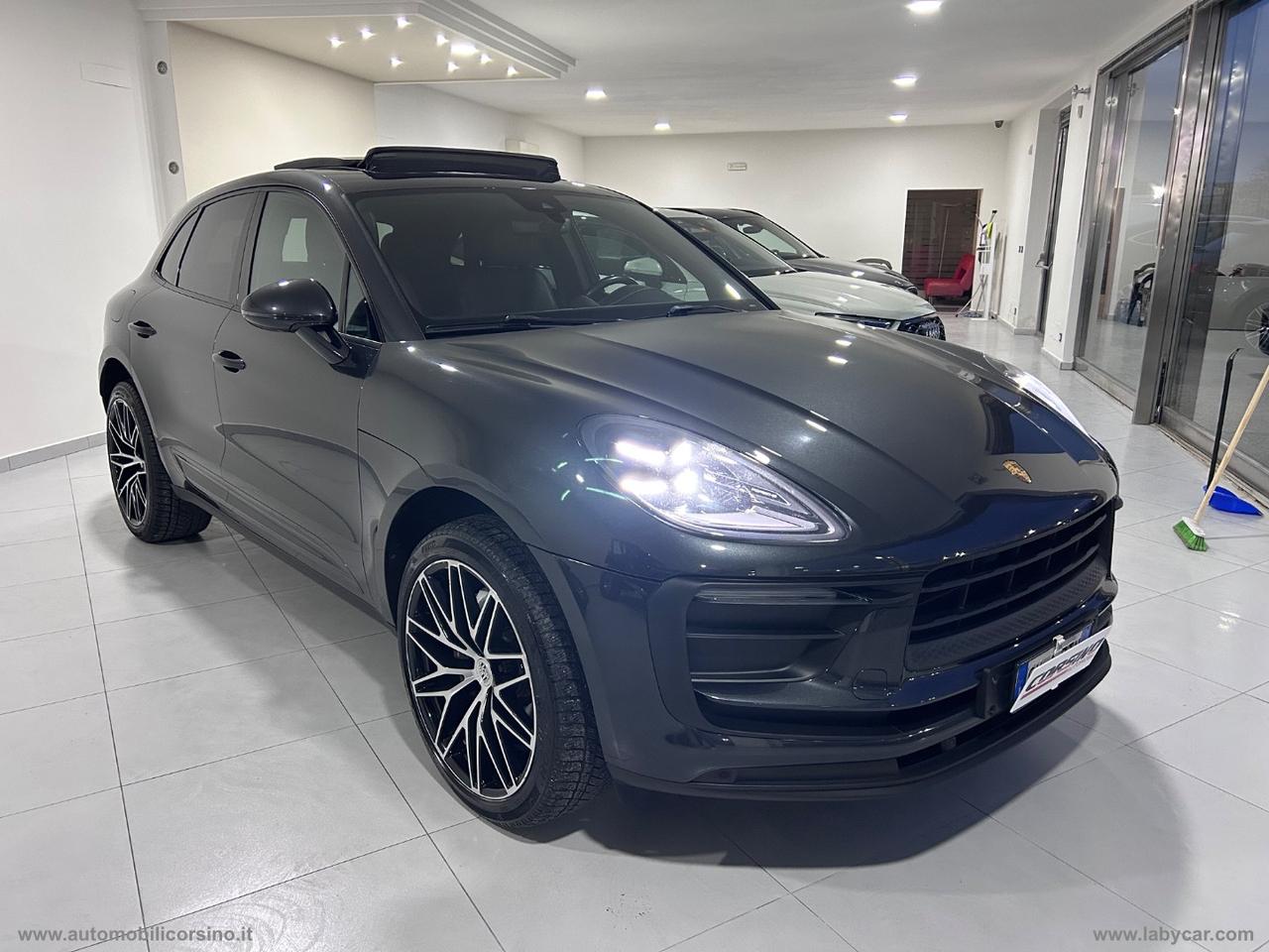 PORSCHE Macan 2.0 T