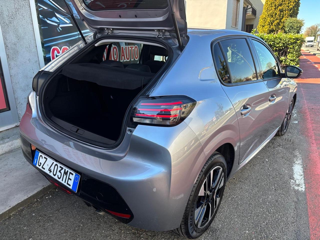 Peugeot 208 PureTech 100 Stop&Start 5 porte Allure