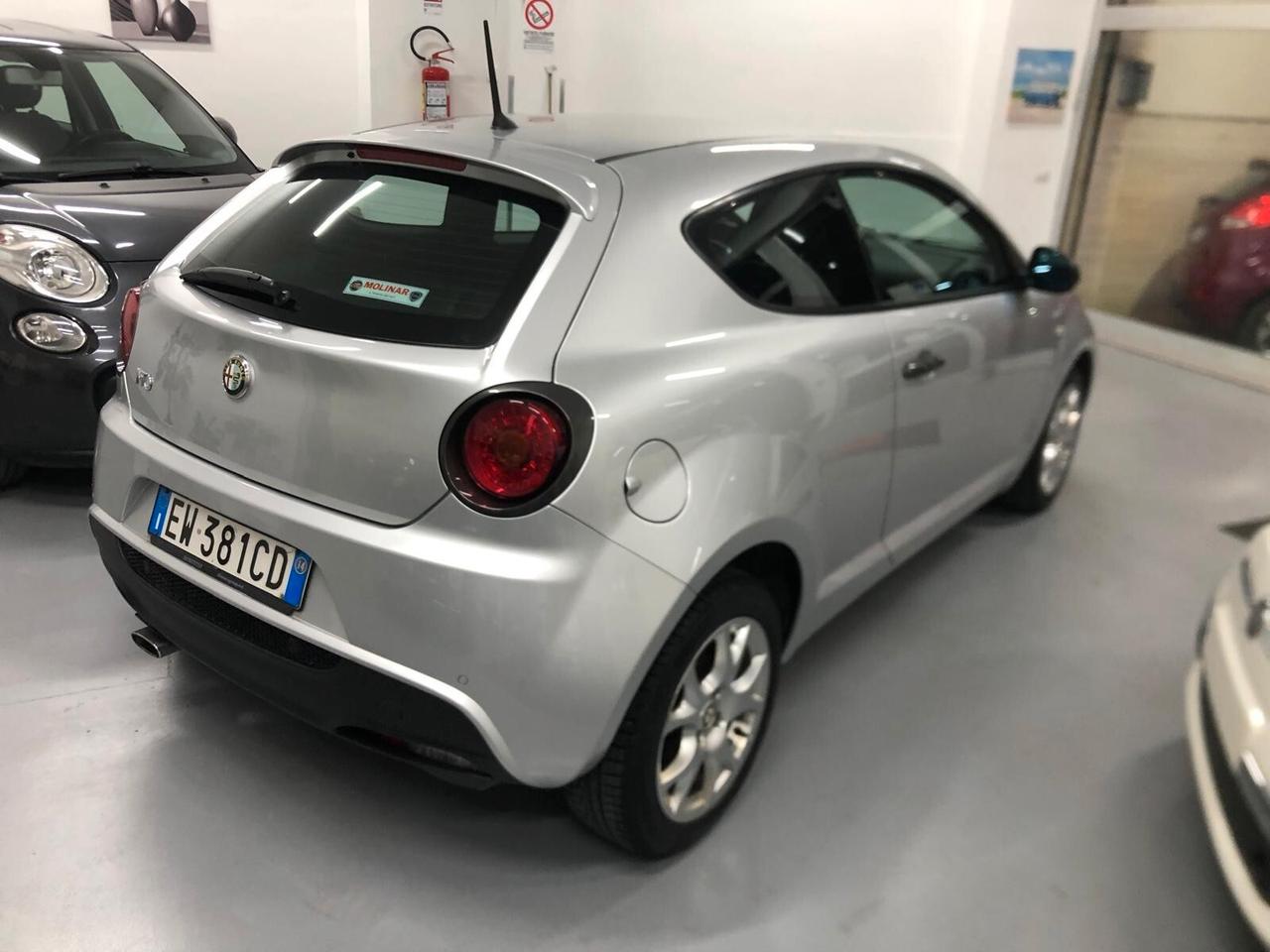 Alfa Romeo MiTo 1.6 JTDm-2 QV-LINE Quadrifoglio