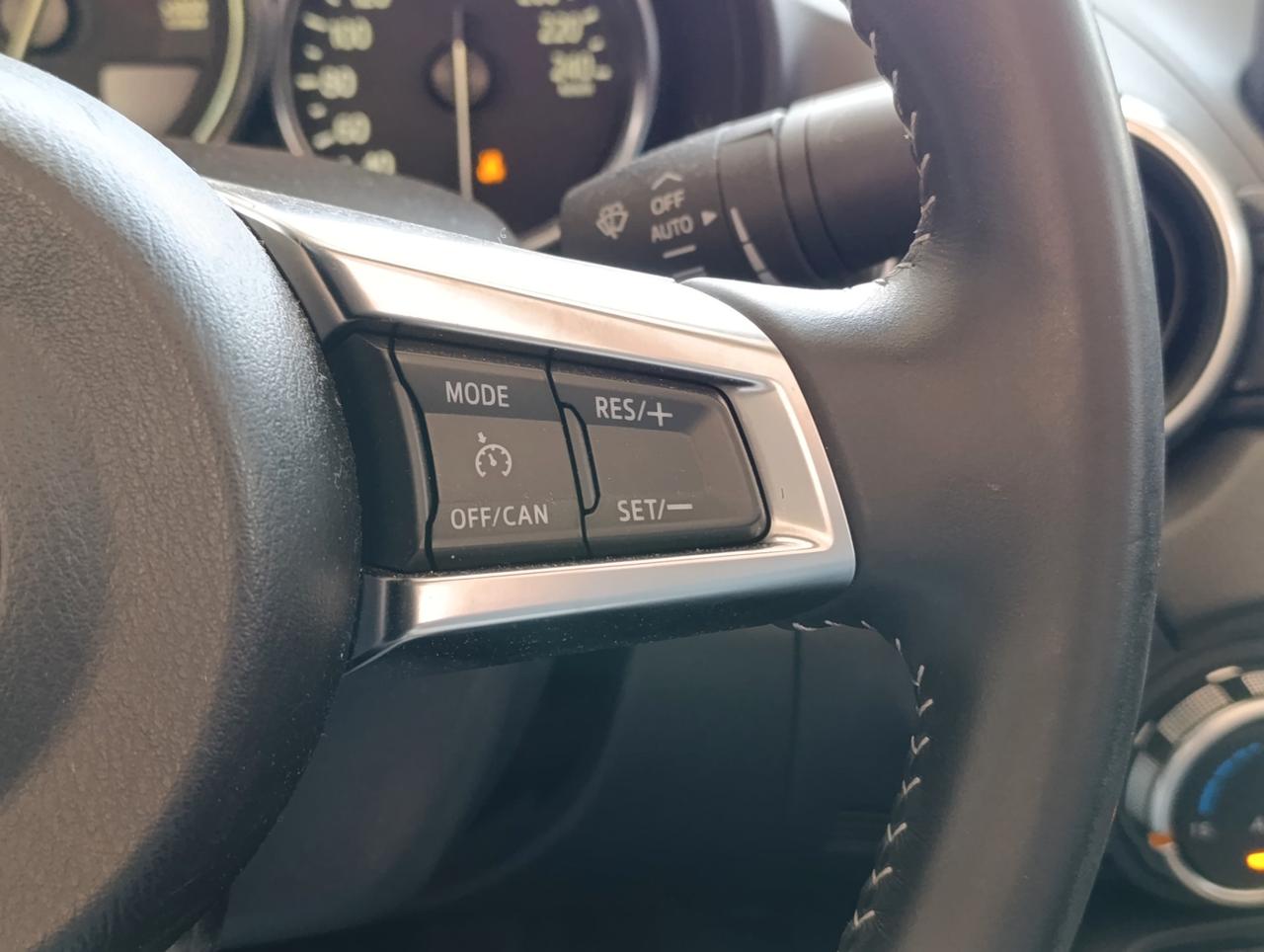 Mazda MX-5 Soft Top MX-5 1.5 Exclusive-Line