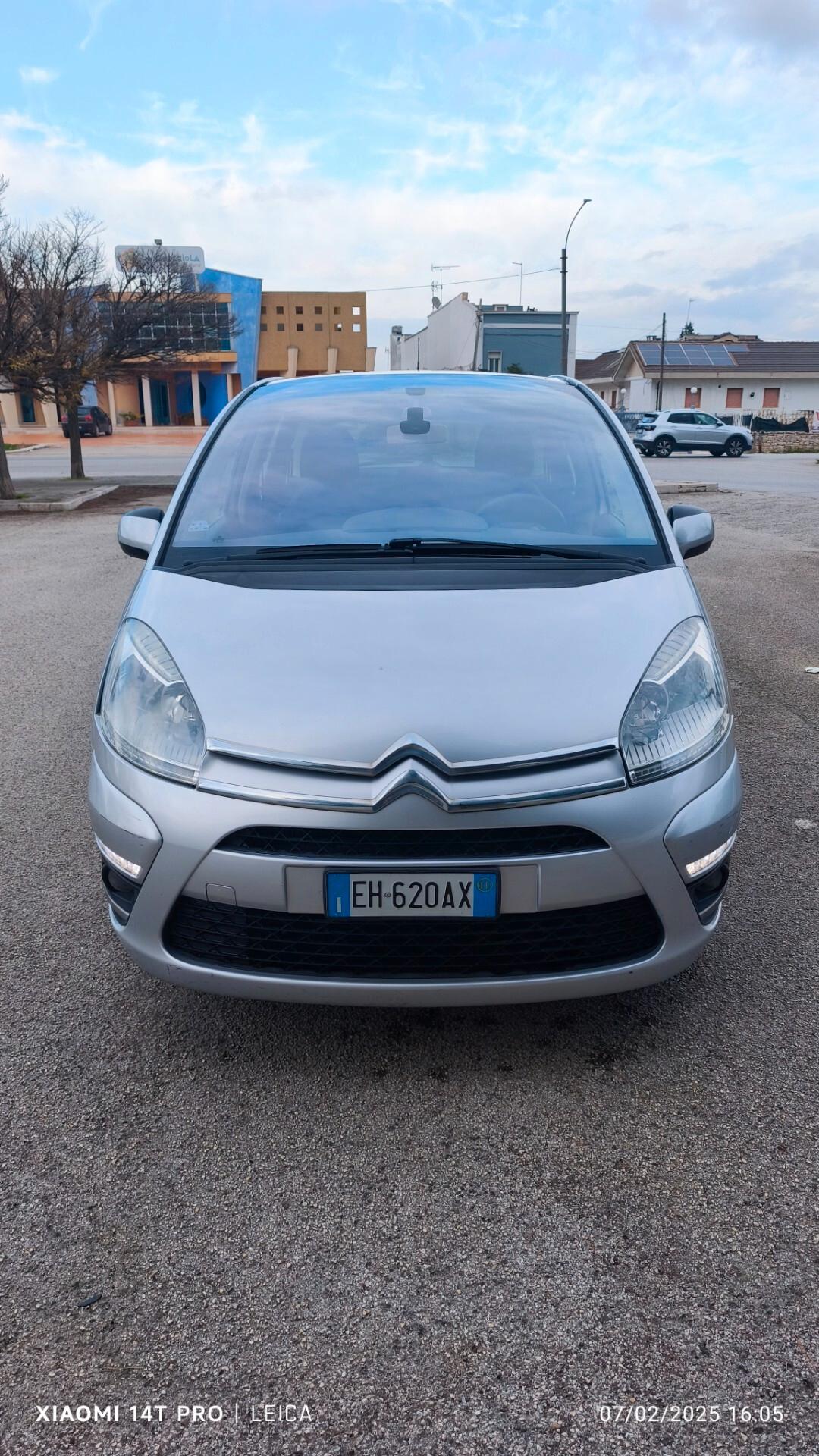 Citroen C4 Picasso 1.6 HDi 110 FAP Exclusive 2011