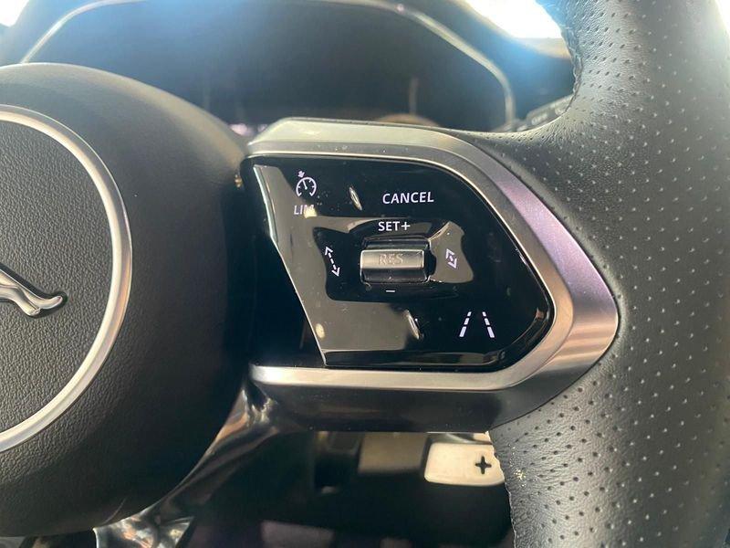 Jaguar F-Pace F Pace R Dynamic Auto - IVA Esposta