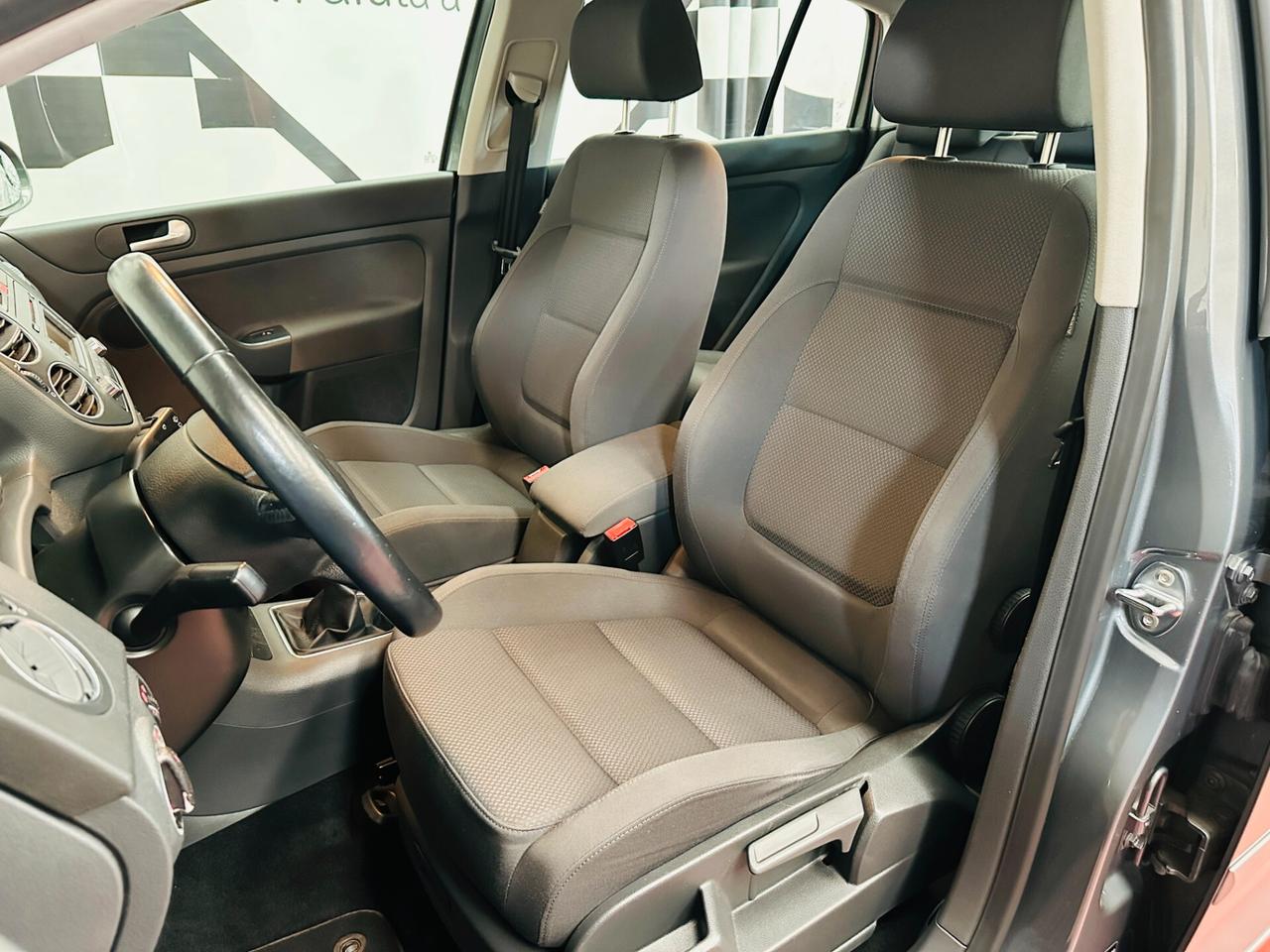 Volkswagen Golf Plus 1.6 16V FSI Sportline