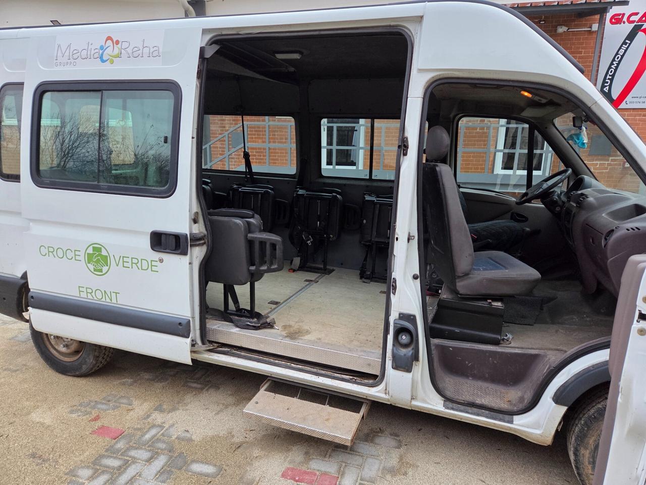 Renault Master T33 2.5 diesel PC Minibus 9 p.ti