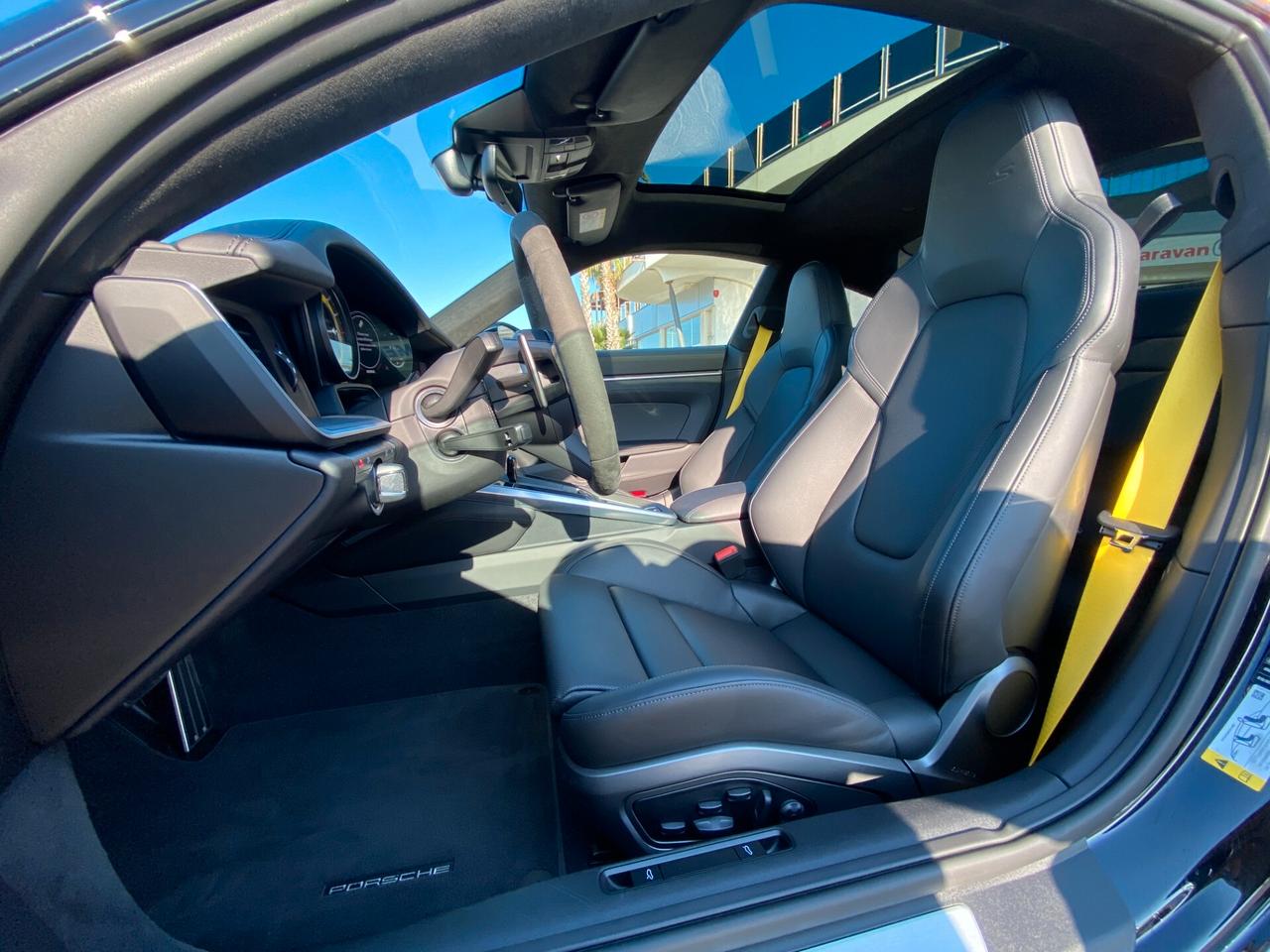 Porsche 911 992 Coupe 3.8 Turbo S auto