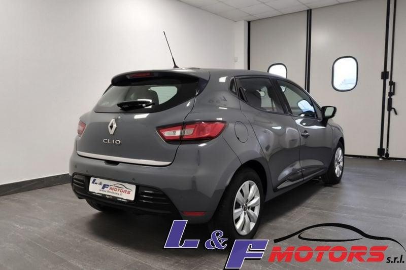 Renault Clio GPL CASA MADRE 90cv MOSCHINO