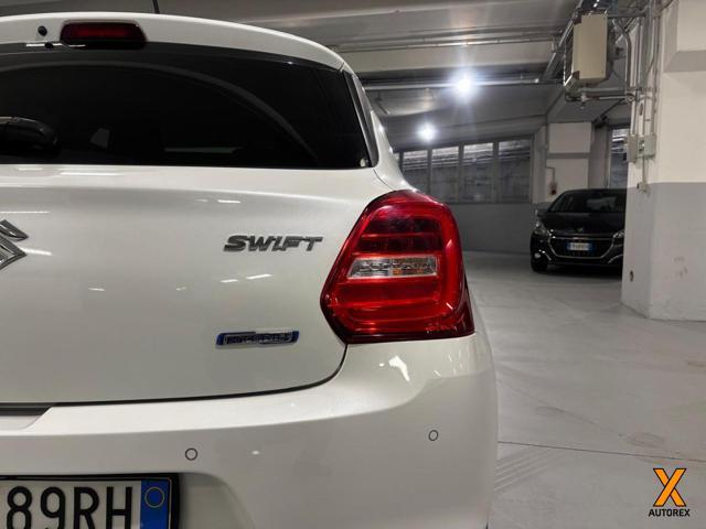 SUZUKI Swift 1.2 Hybrid Top