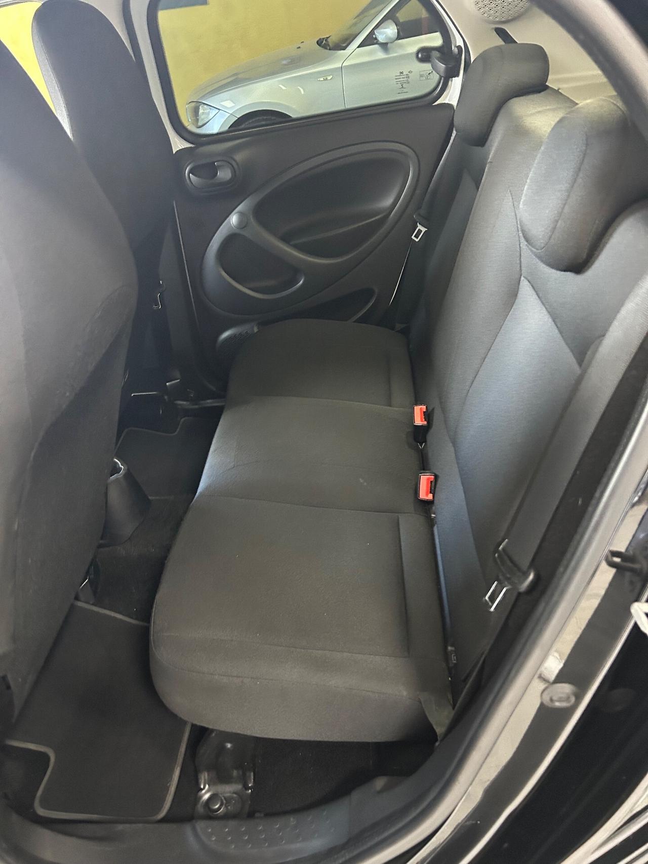 SMART FORFOUR 1.0 71 cv “LED/PDC/VETRI OSC”-2019