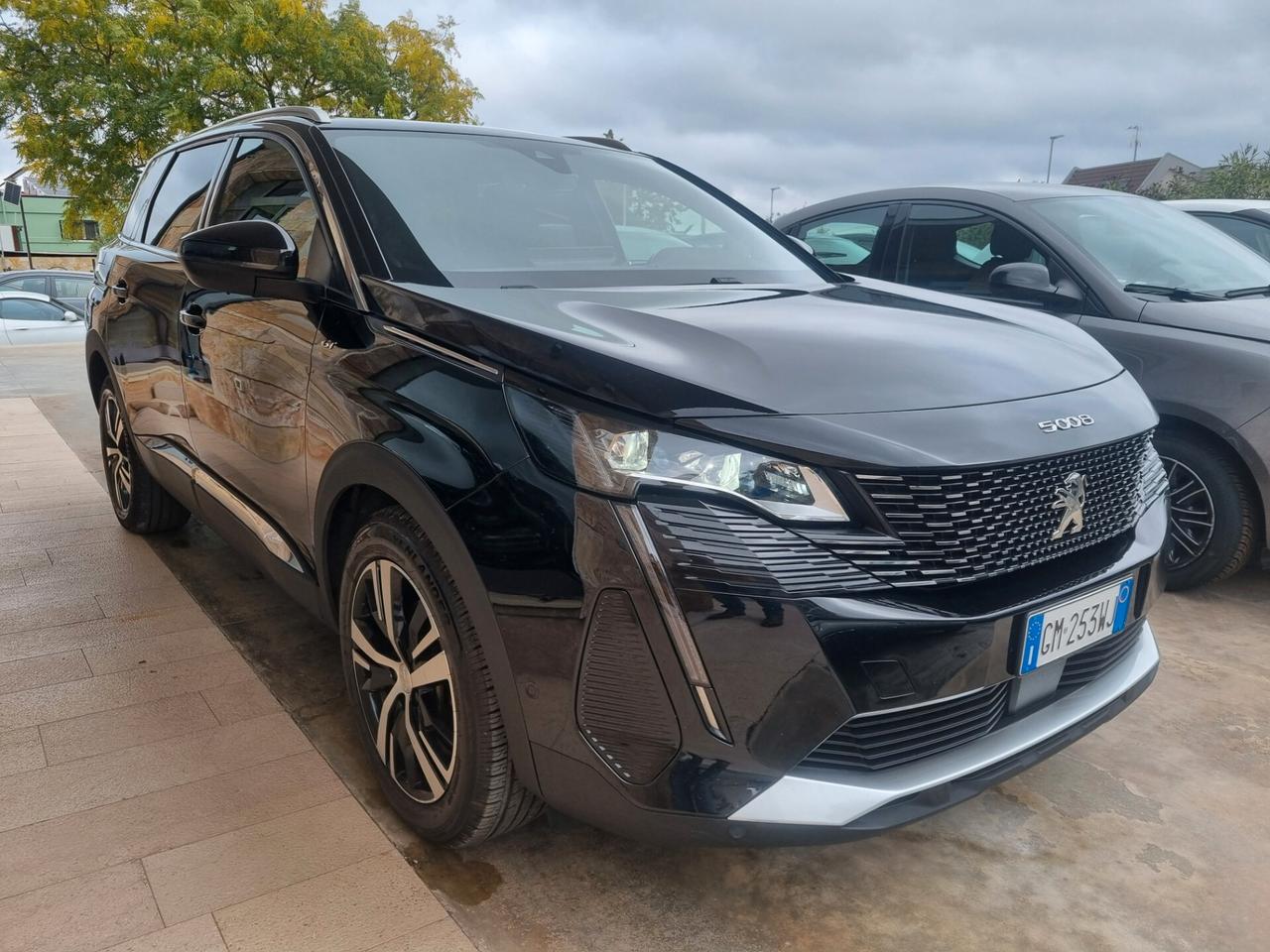Peugeot 5008 BlueHDi 130 S&S EAT8 GT