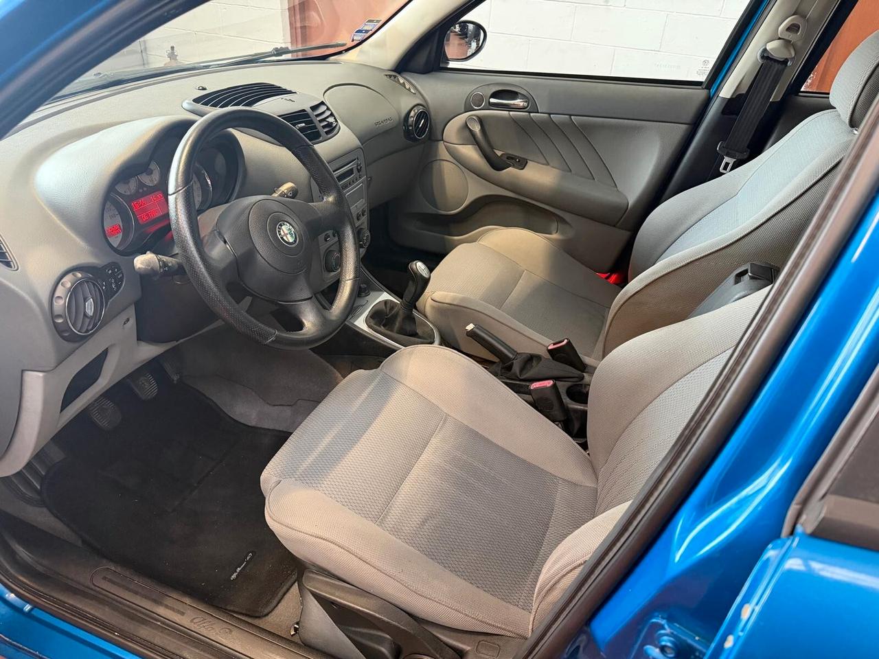 Alfa Romeo 147 1.6 16V TS 5 porte Black Line