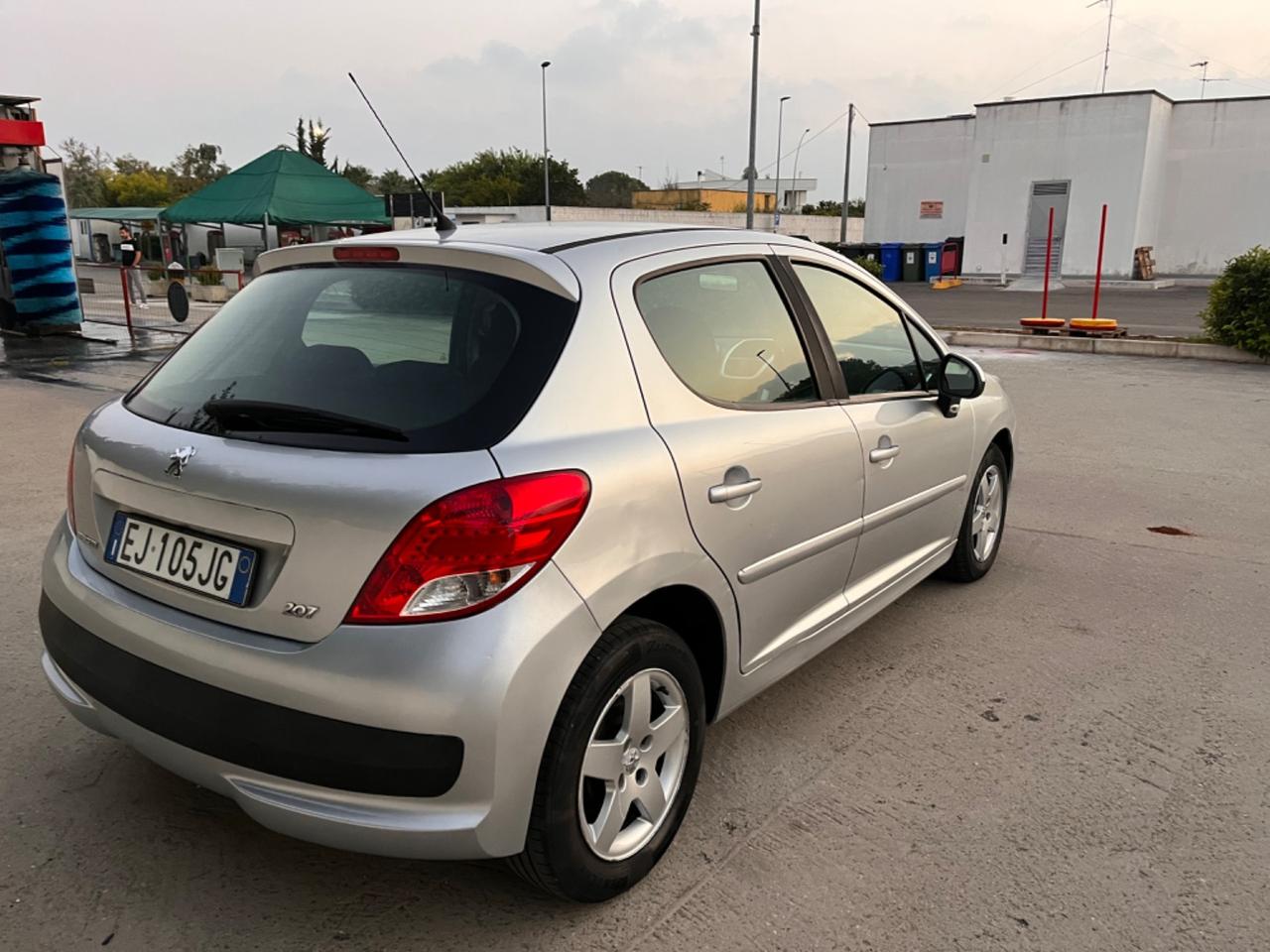 Peugeot 207 1.4 HDi 70CV 5p. Energie Sport