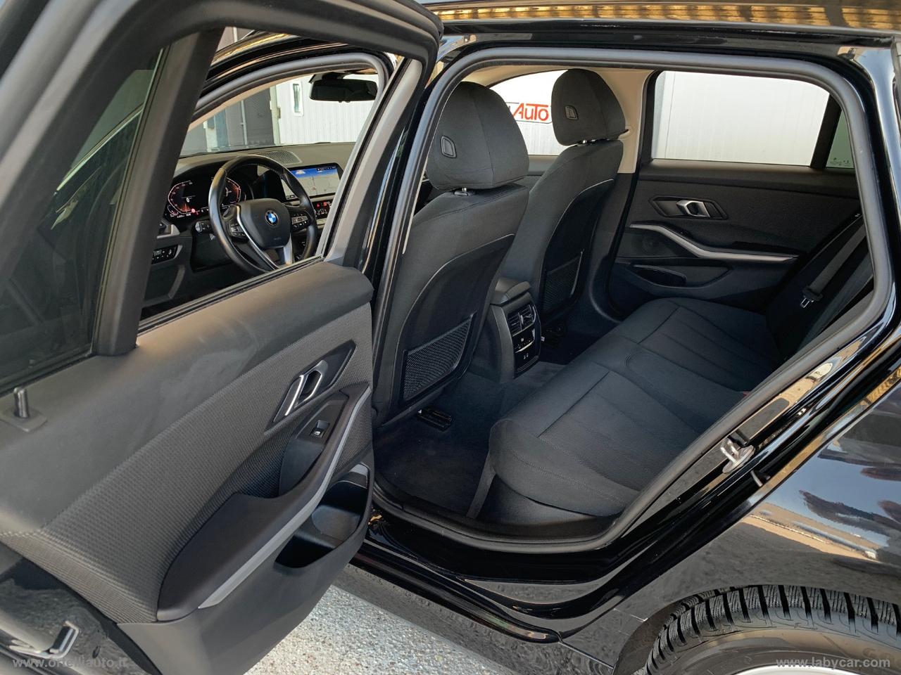 BMW 318d 48V Touring Business Advantage