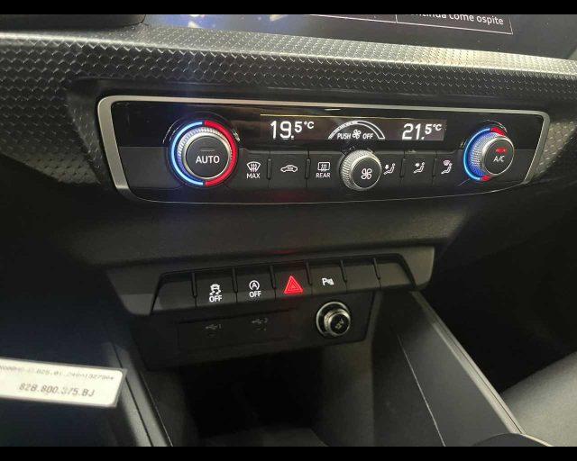 AUDI A1 allstreet 30 TFSI S tronic Identity Contrast