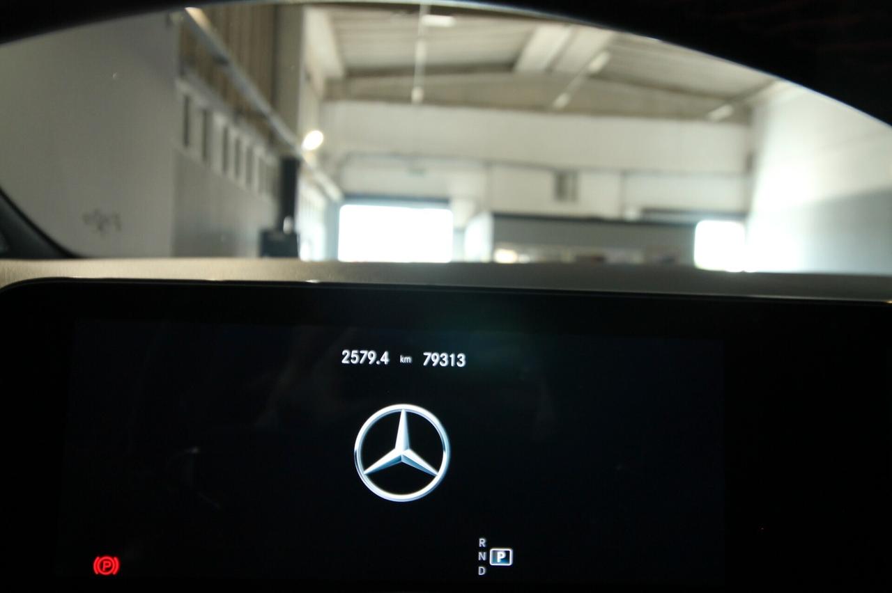 MERCEDES GLA 200D AUT PREMIUM AMG