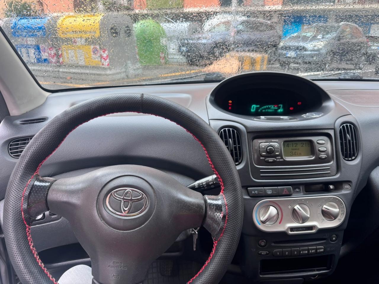 Toyota Yaris Verso 1.3 84cv UNIPRO