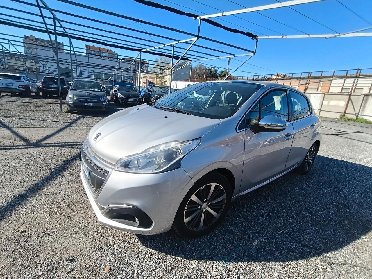 Peugeot 208 PureTech 82 5 porte Allure