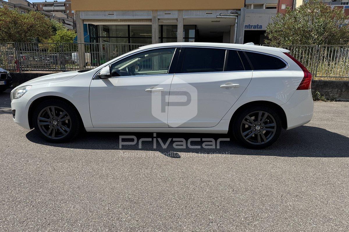 VOLVO V60 D3 Geartronic Momentum