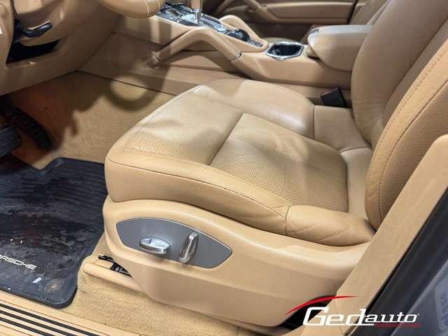 Porsche Cayenne 3.0 Diesel BI-XENON NAVI TETTO