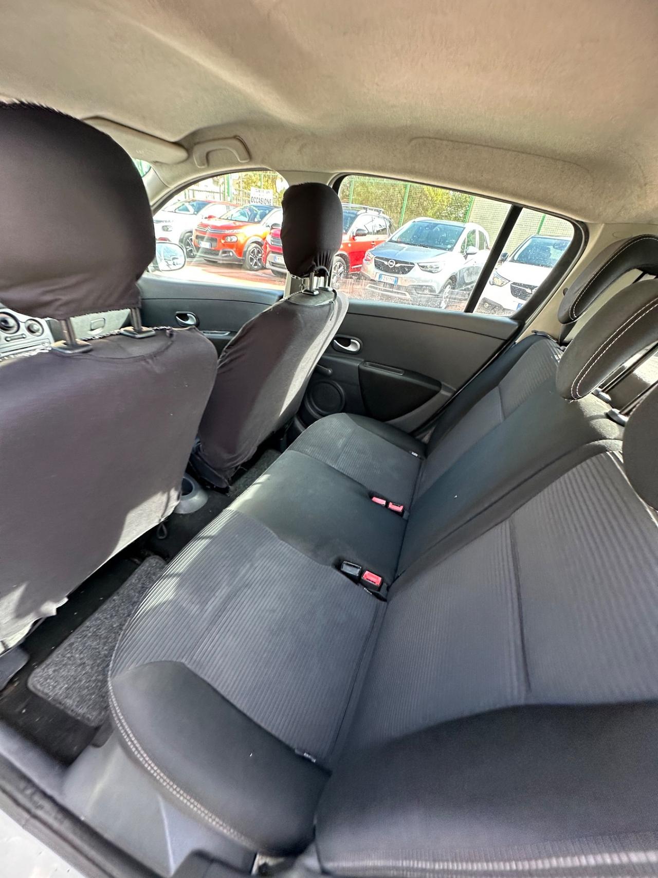 Renault Clio 1.2 16V 5 porte GPL Yahoo!