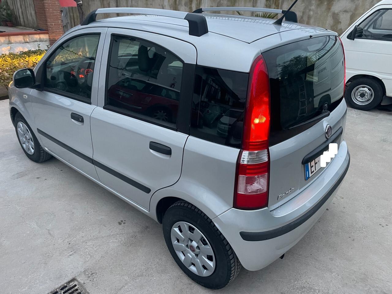 Fiat Panda 1.2 Emotion DISTRIBUZ + TAGLIANDO NEOPATENTATI
