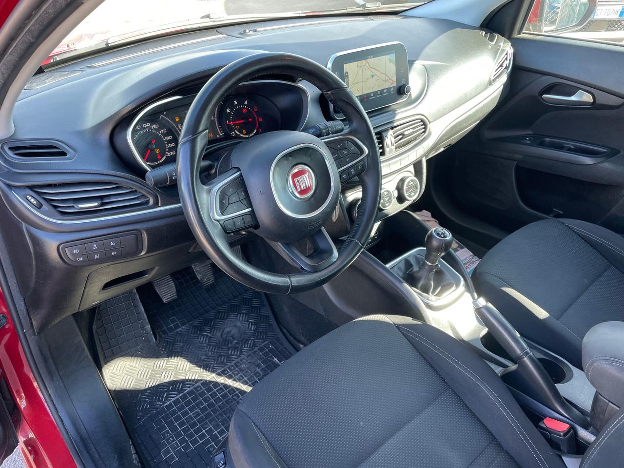 Fiat Tipo 1.3 Mjt 95CV SW Lounge-NAVIGATORE-RETROCAMERA