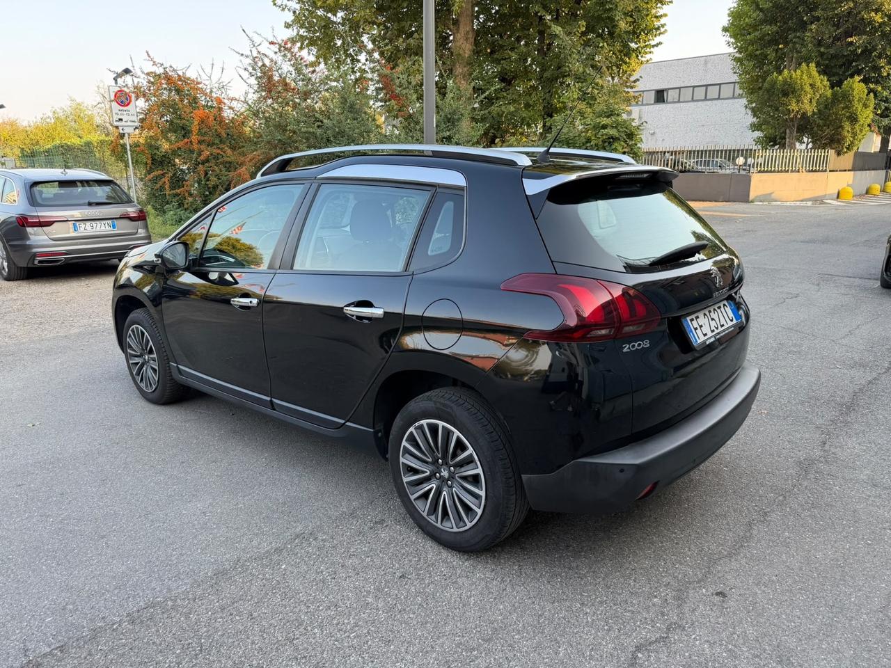 Peugeot 2008 PureTech 82 Allure