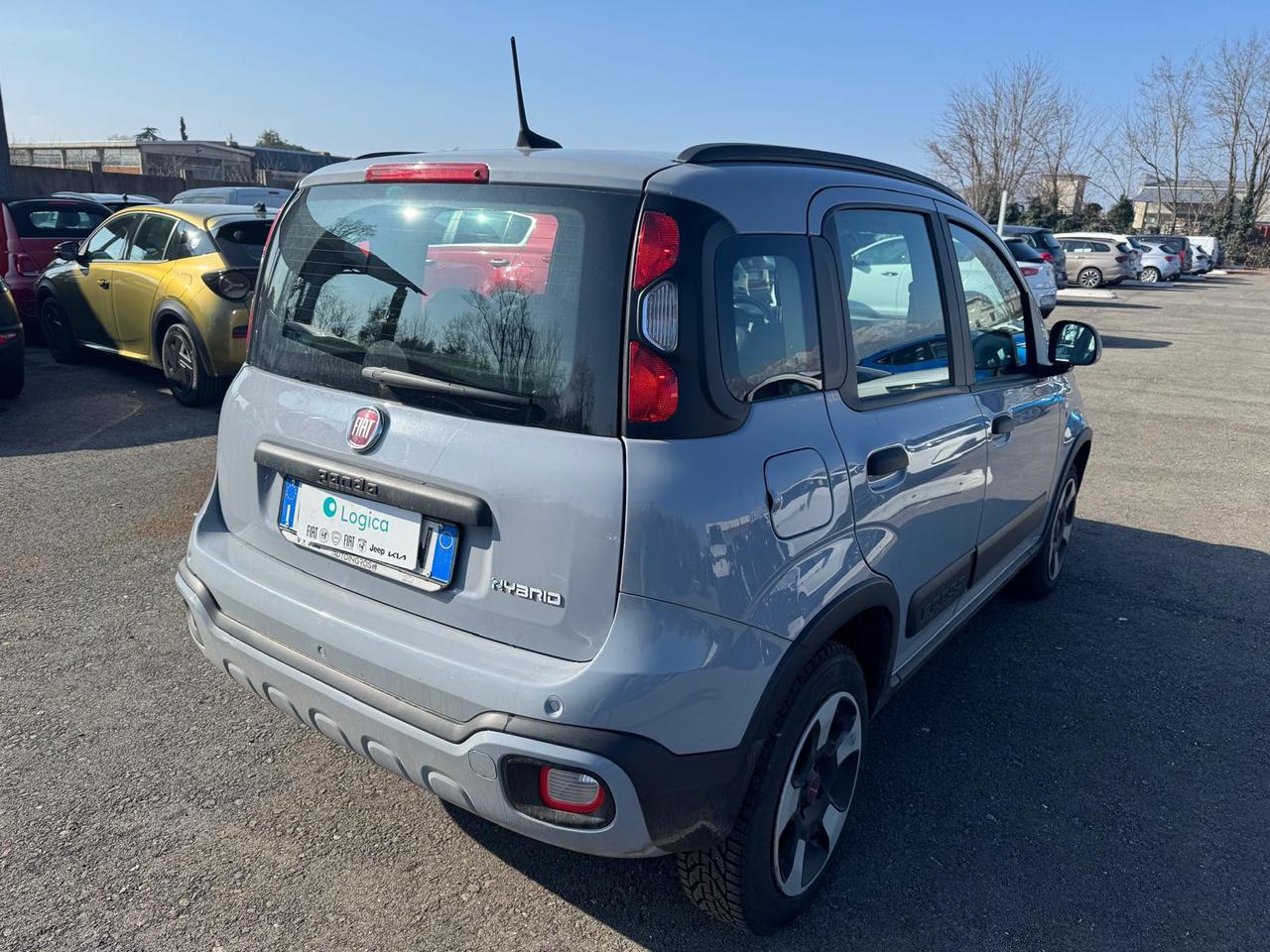 FIAT Panda III - Panda 1.0 firefly hybrid Cross s&s 70cv 5p.ti