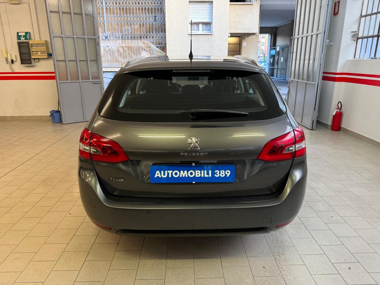 Peugeot 308 BlueHDi 130 S&S SW Allure