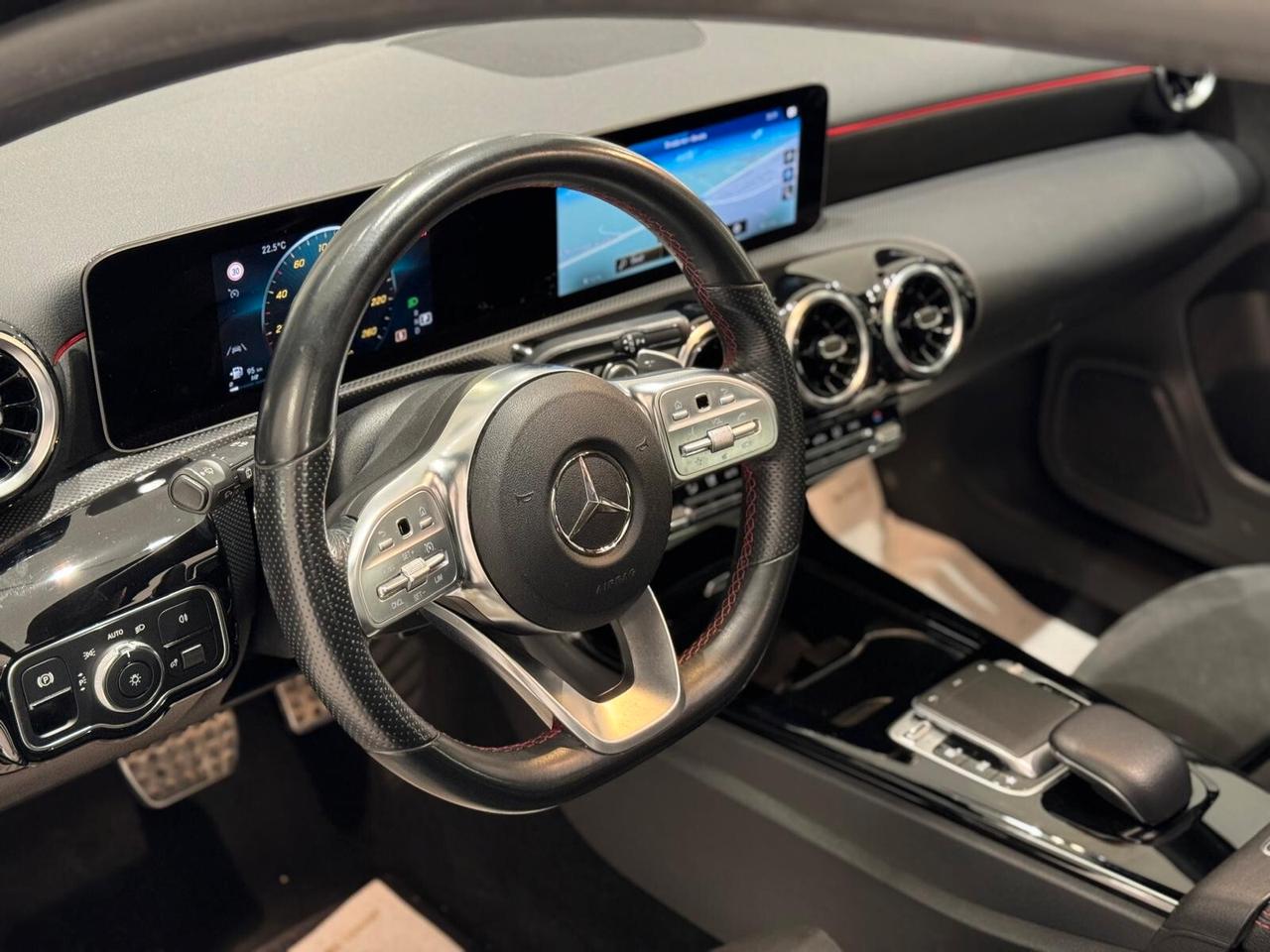 Mercedes-benz A 180 D AMG Premium TETTO APRIBILE