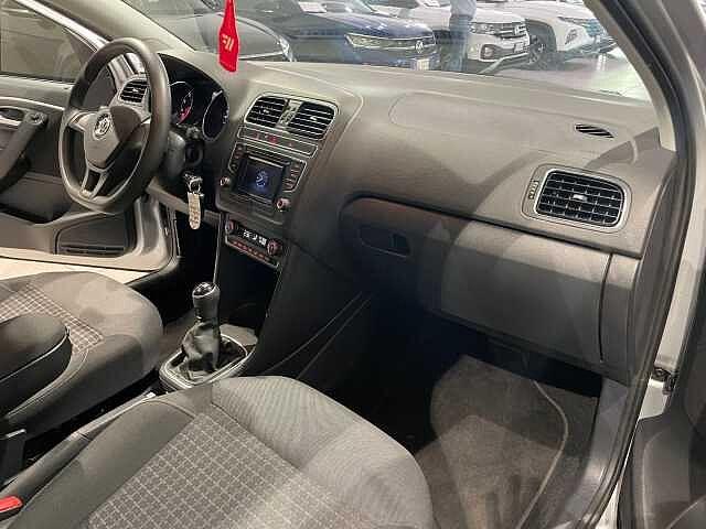 Volkswagen Polo 5ª serie 1.2 TSI 5p. Comfortline BlueMotion Technology