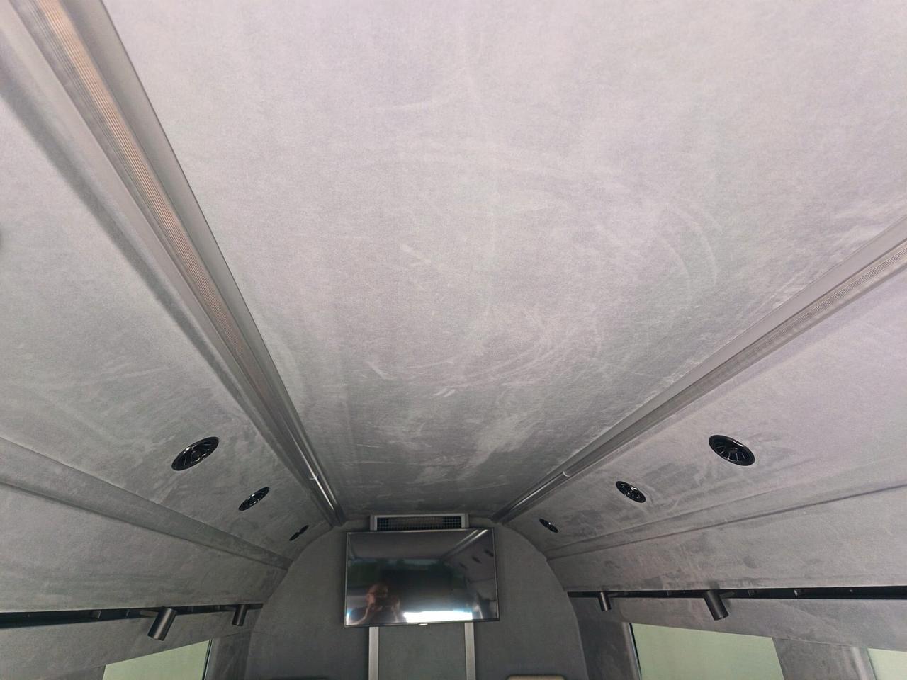 Mercedes-benz Sprinter K37/35 319 CDI RWD TN Tourer