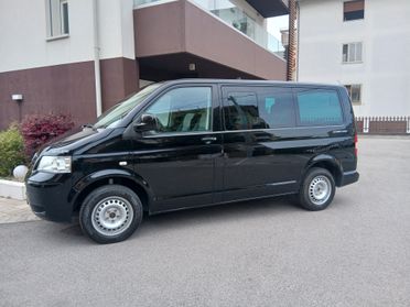 Volkswagen Multivan 2.5 TDI 130CV Startline 5 posti +gancio traino
