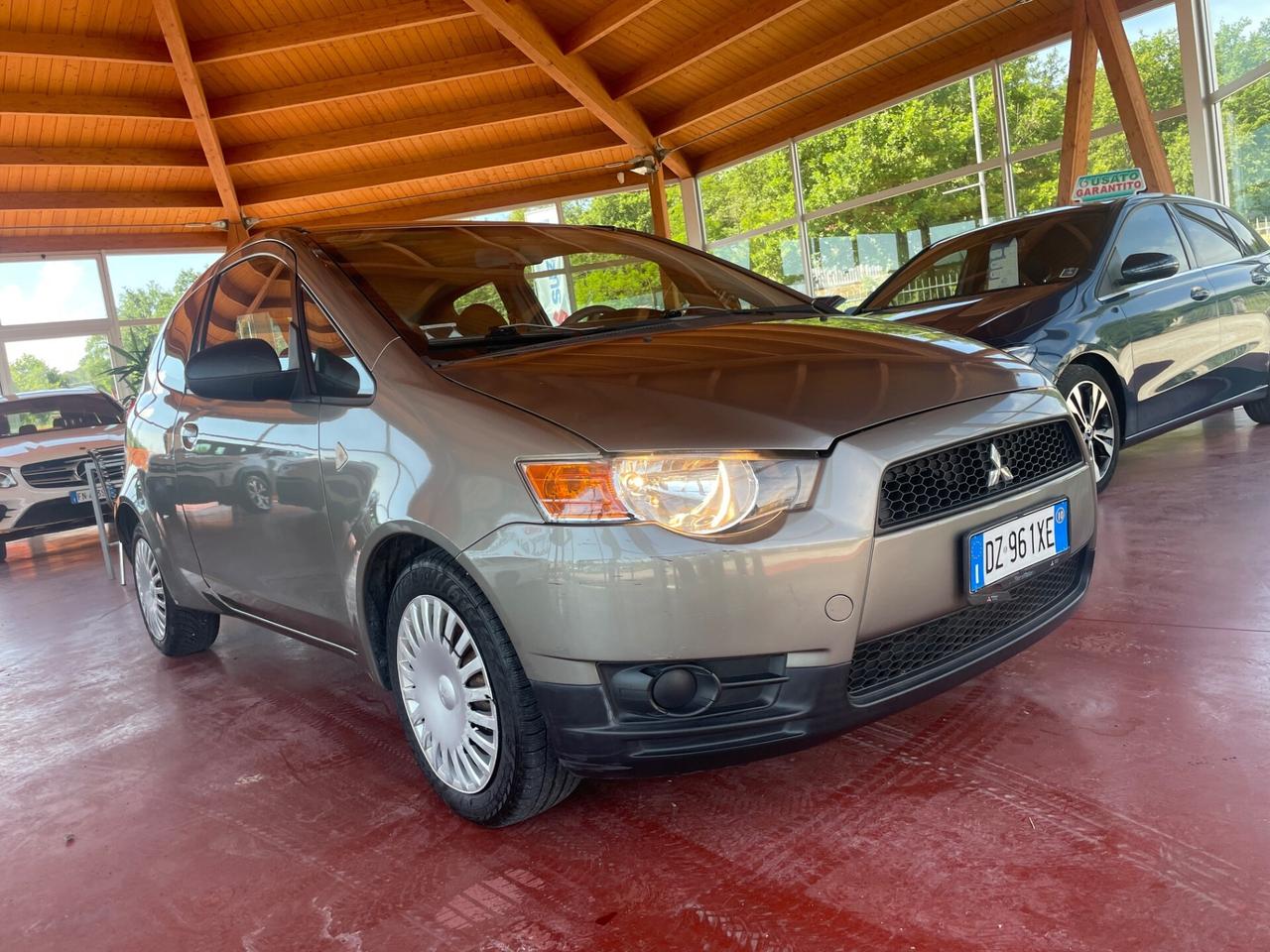 Mitsubishi Colt 1.1 12V 3p.GPL Special Action Model