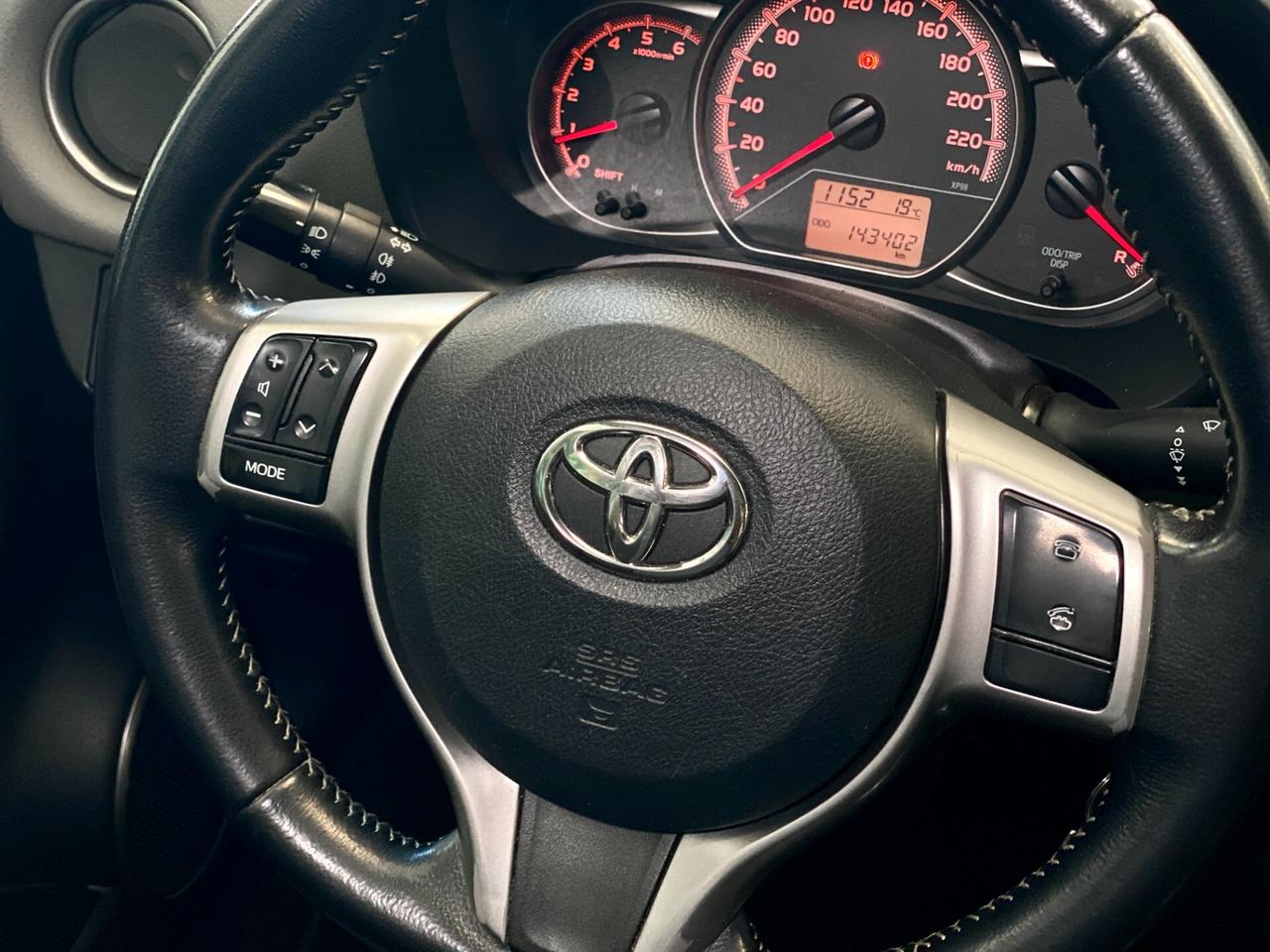 Toyota Yaris 1.4 D-4D 90CV Lounge 5 Porte – Garanzia 2031